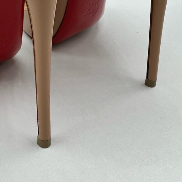 Christian Louboutin's So Kate 120 Patent Leather Pumps Size 38 - Picture 4 of 12